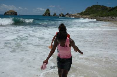 Ella et sa complice, en vacs en Guadeloupe